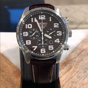 Seiko Chronograph Solar-Leather Band